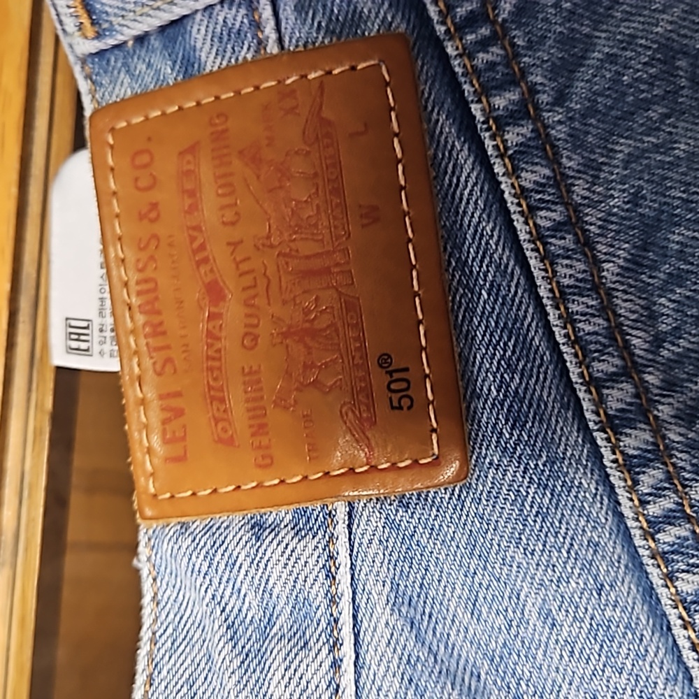 Levi's Blue Jean Shorts for Women - Picture 5 of 5